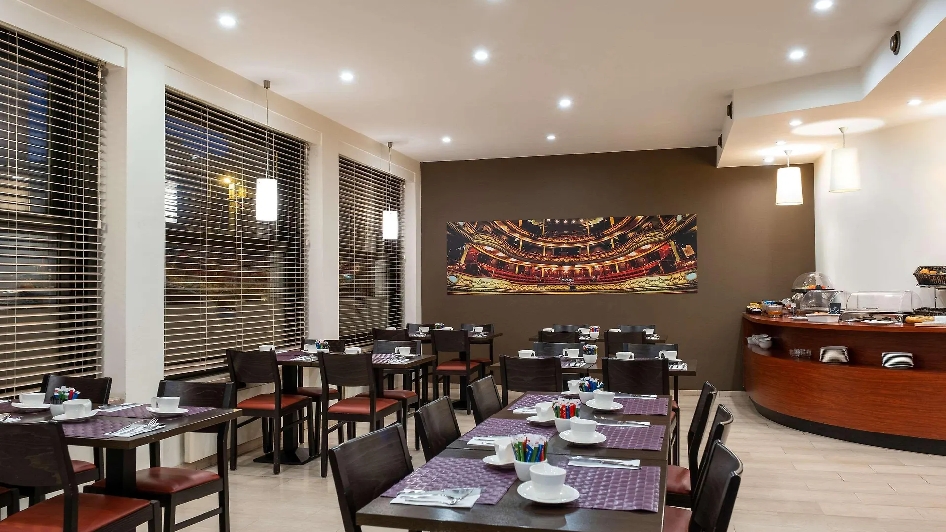 Hotel Opera Antwerpen Centrum 4*, Antwerp