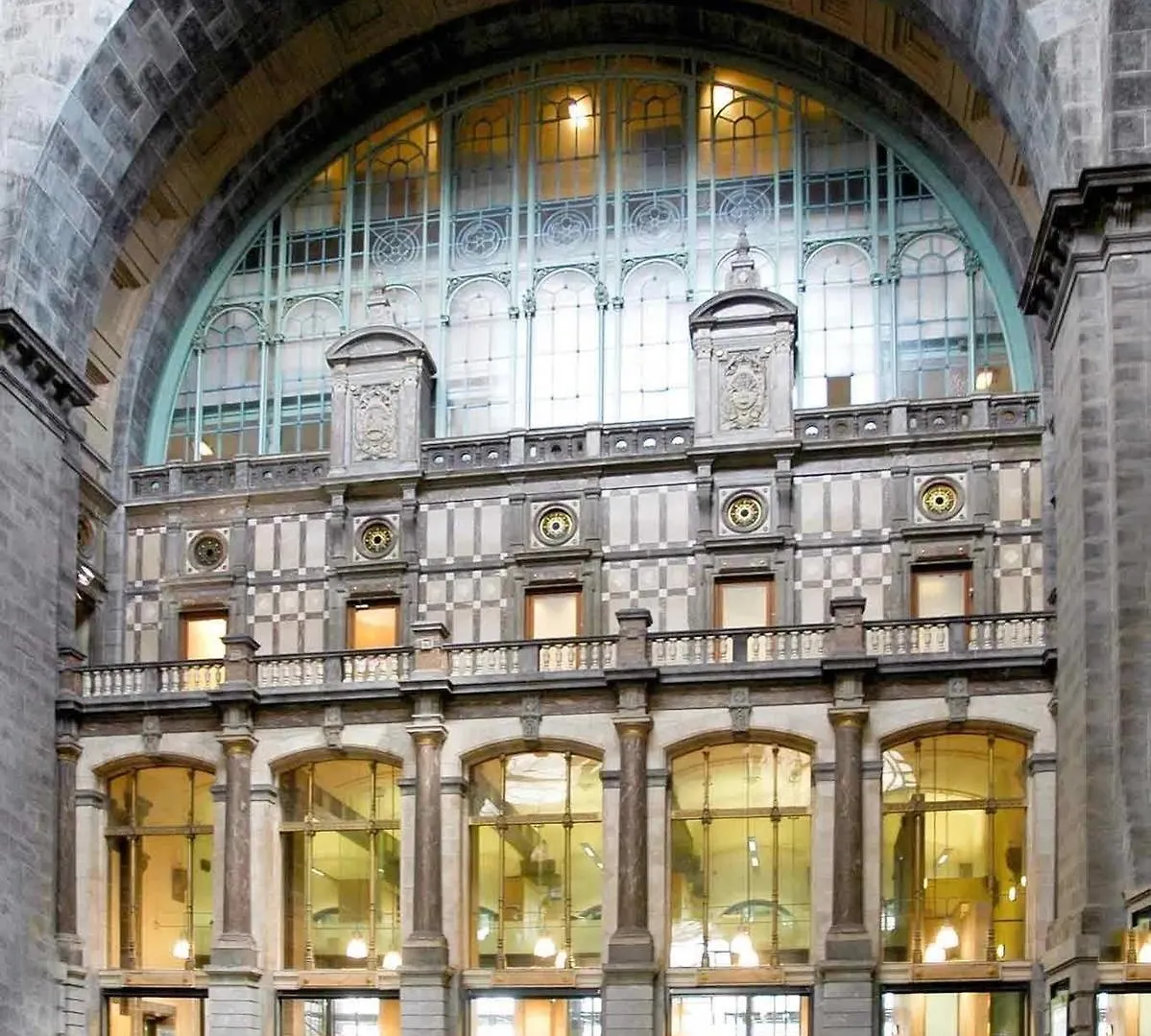 Hotel Opera Antwerpen Centrum 4*, Antwerp