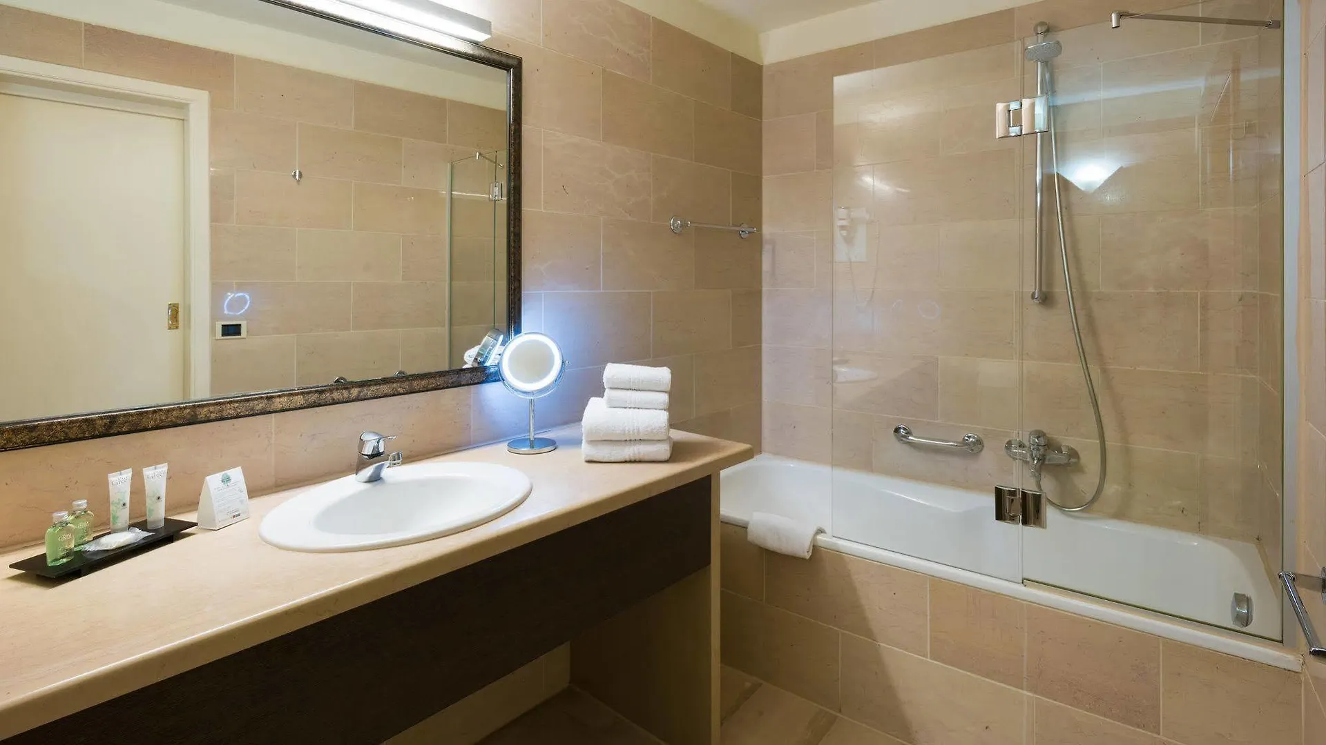 Hotel Opera Antwerpen Centrum 4*, Antwerp Belgium