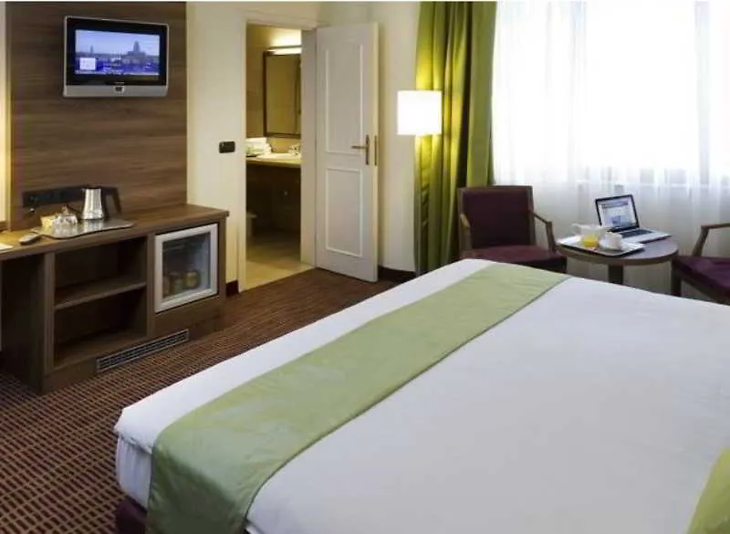 Hotel Opera Antwerpen Centrum 4*, Antwerpia Belgia